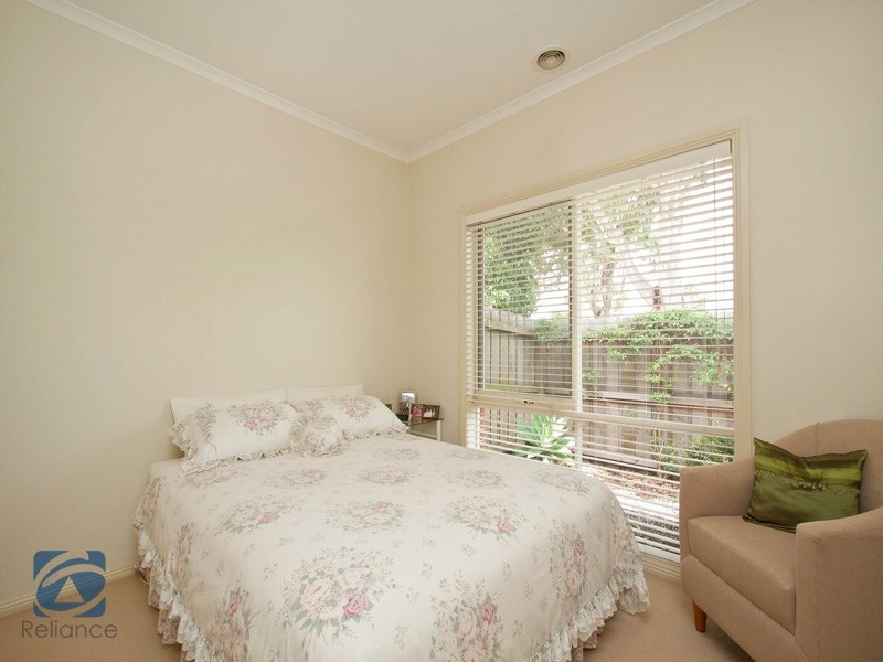 1 Campion Walk, Lynbrook VIC 3975