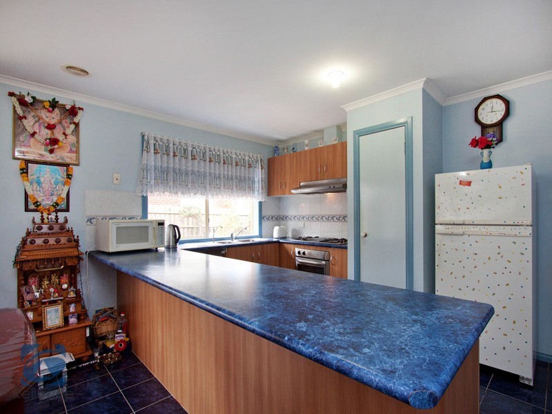 22 Elanora Way, Hampton Park VIC 3976