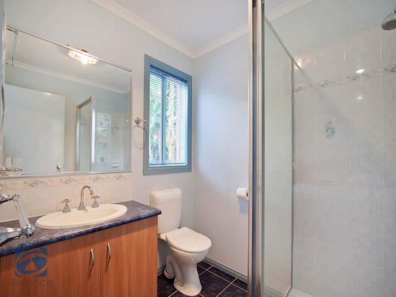 22 Elanora Way, Hampton Park VIC 3976