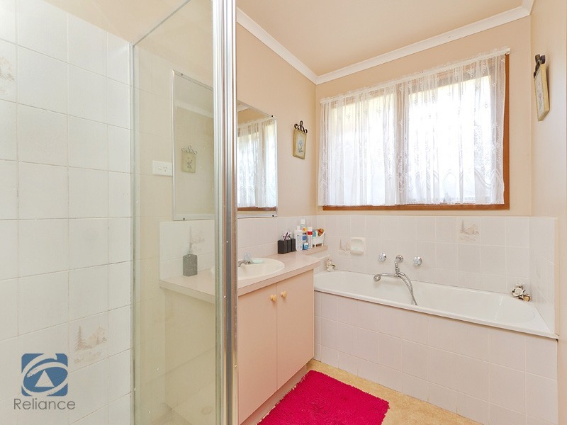 15 Princess Maria Place, Hampton Park VIC 3976