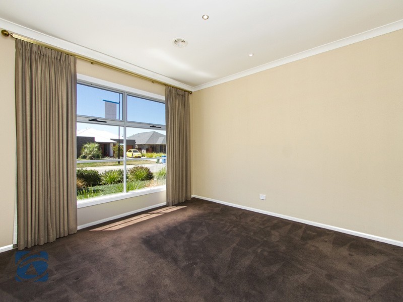 7 Brookwater Parade, Lyndhurst VIC 3975