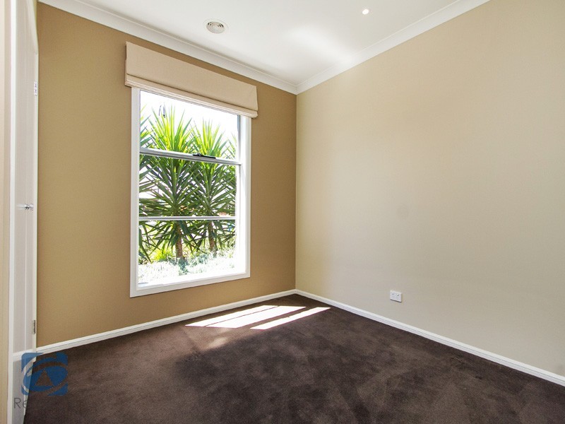 7 Brookwater Parade, Lyndhurst VIC 3975