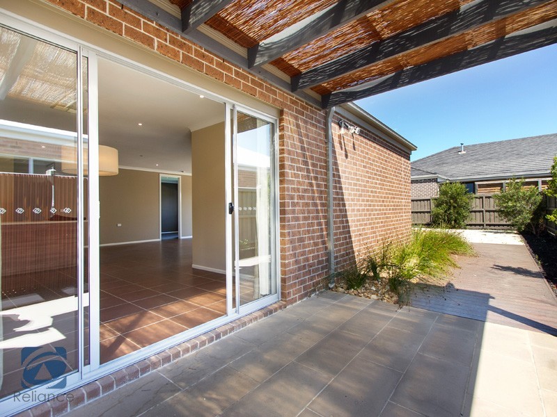 7 Brookwater Parade, Lyndhurst VIC 3975