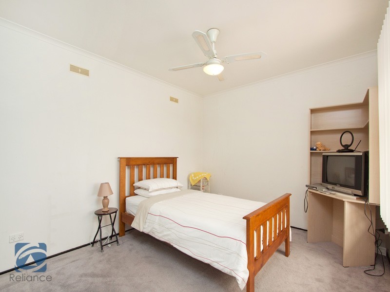 6 Highton Close, Hampton Park VIC 3976