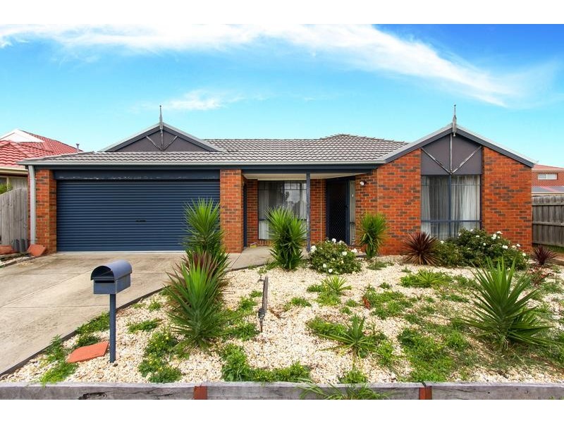 3 Cilento Crescent, Lynbrook VIC 3975