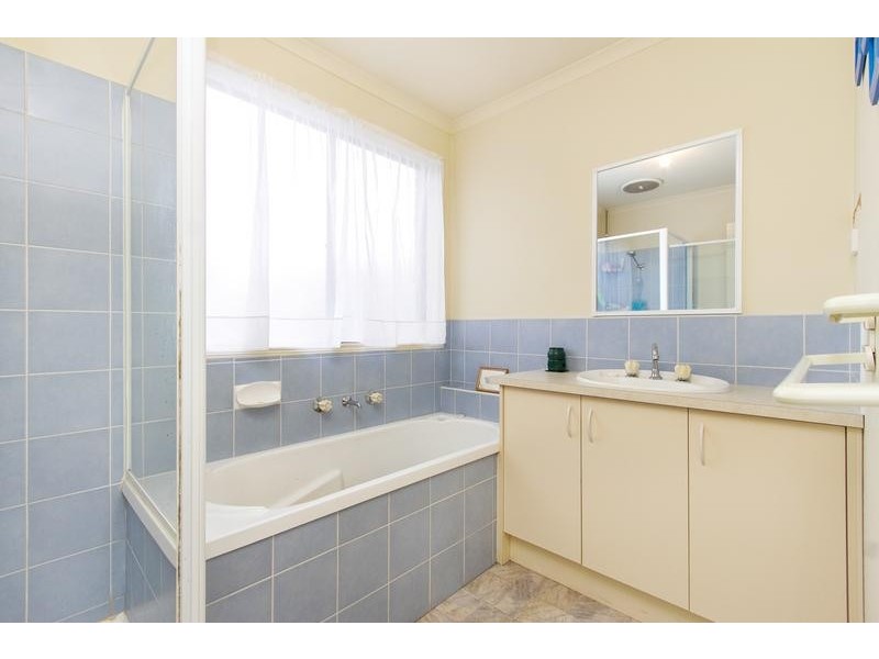 3 Cilento Crescent, Lynbrook VIC 3975