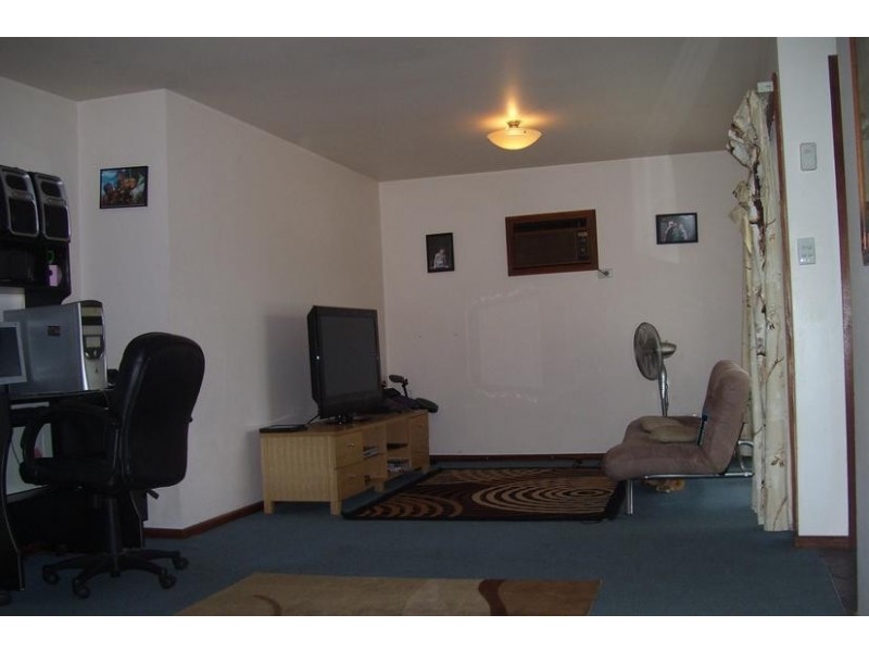 14 Vanessa Drive, Hampton Park VIC 3976