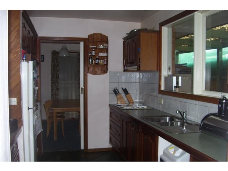 14 Vanessa Drive, Hampton Park VIC 3976