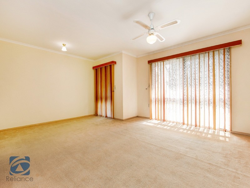 17 Garfield Court, Lynbrook VIC 3975