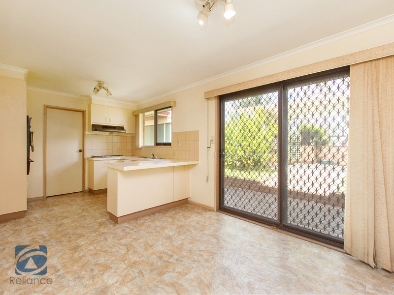 17 Garfield Court, Lynbrook VIC 3975