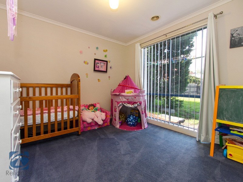 31 Cato Parkway, Lynbrook VIC 3975