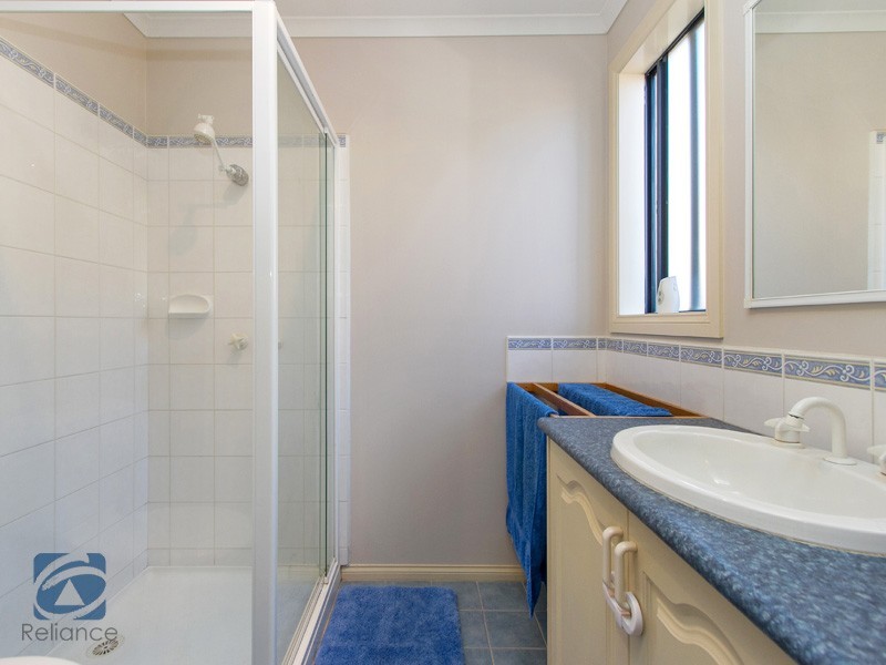 31 Cato Parkway, Lynbrook VIC 3975