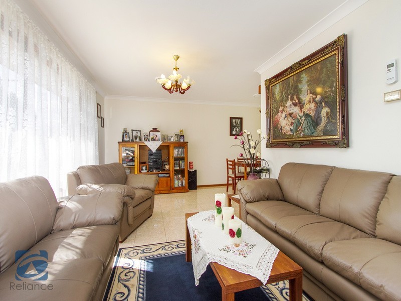 44 Springfield Crescent, Hampton Park VIC 3976