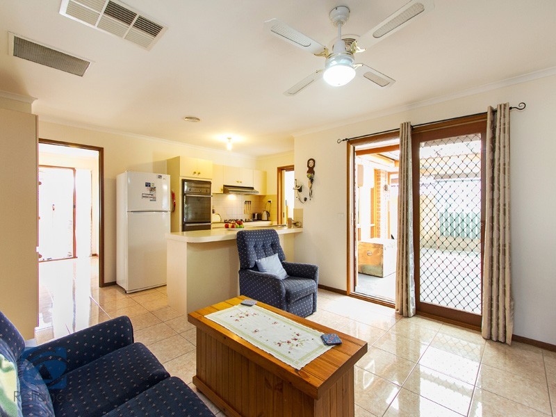 44 Springfield Crescent, Hampton Park VIC 3976