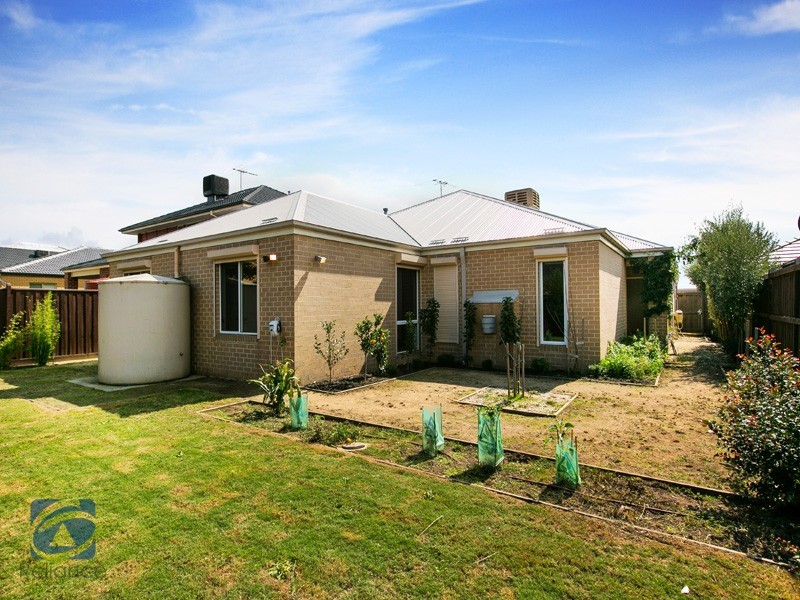 19 Carbine Way, Lyndhurst VIC 3975