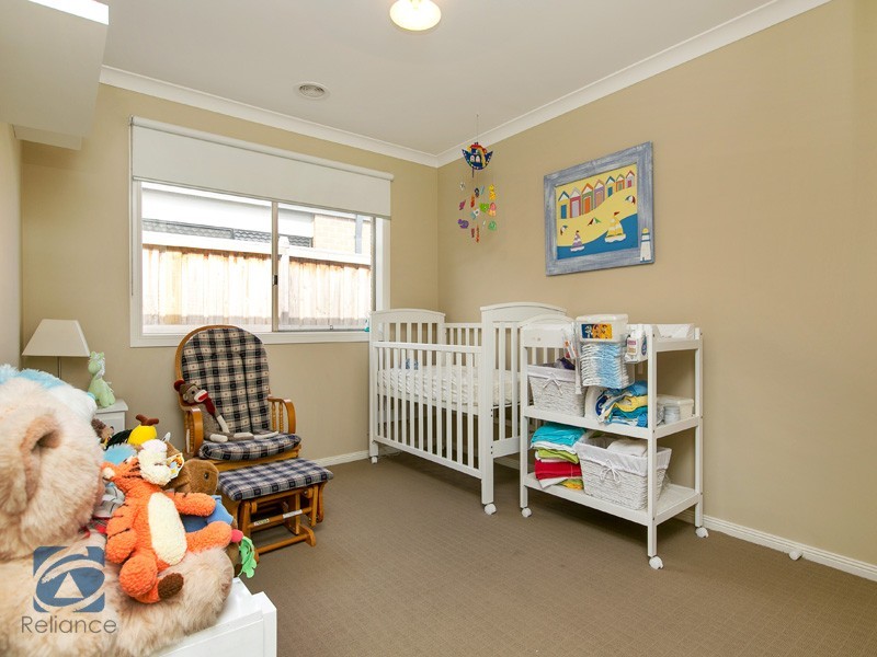 49 Bluemist Circuit, Lyndhurst VIC 3975