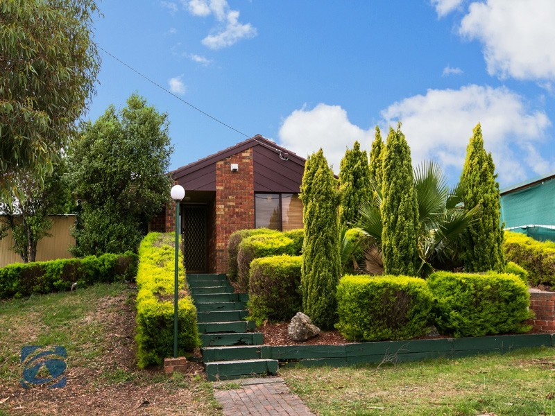 78 Lesley Drive, Hampton Park VIC 3976