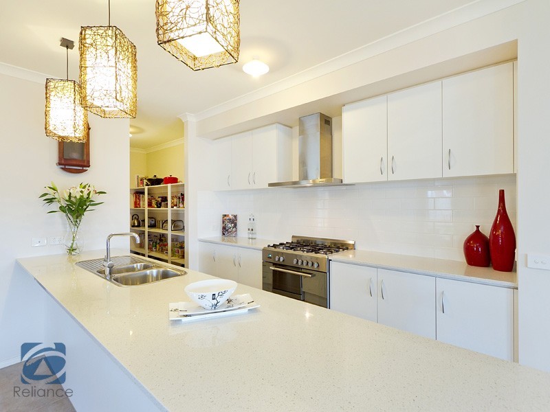 25 Westbury Street, Lyndhurst VIC 3975