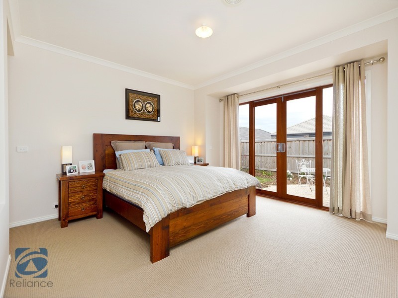 25 Westbury Street, Lyndhurst VIC 3975