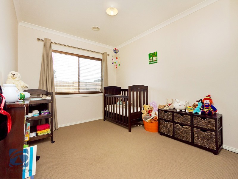 25 Westbury Street, Lyndhurst VIC 3975