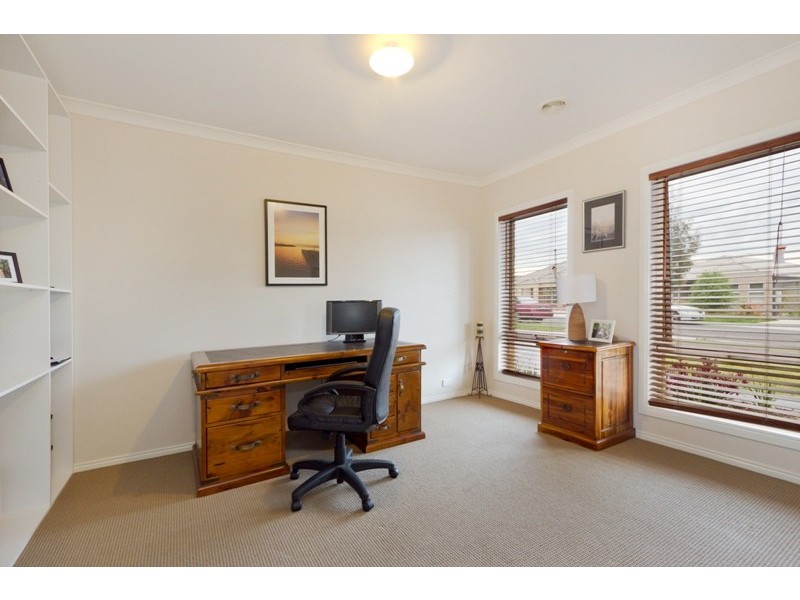 25 Westbury Street, Lyndhurst VIC 3975