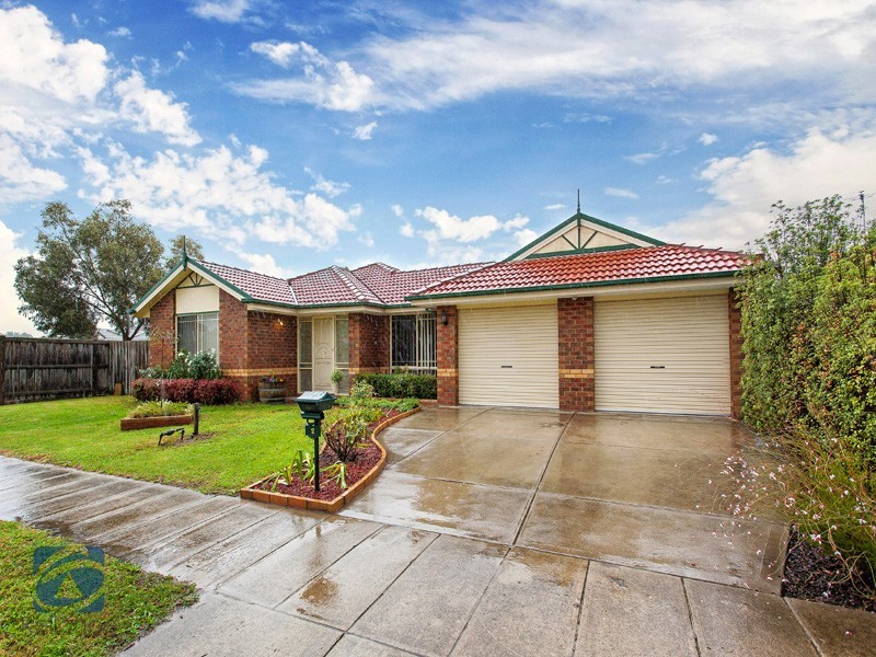 2 O’Reilly Court, Lynbrook VIC 3975