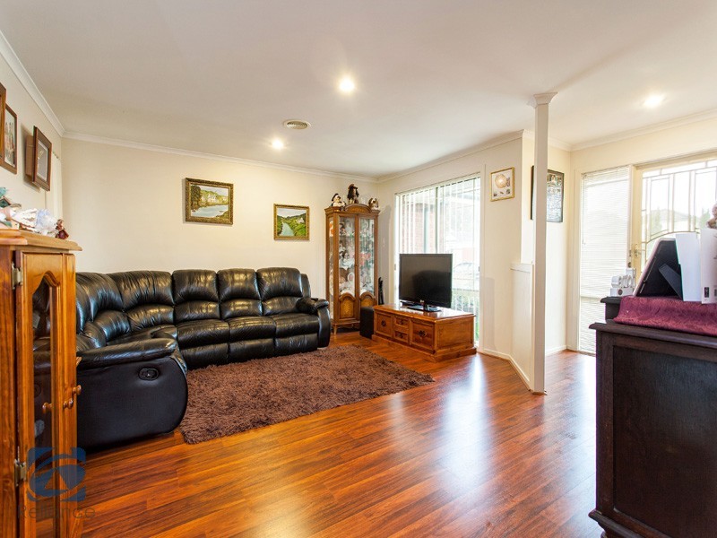 2 O’Reilly Court, Lynbrook VIC 3975