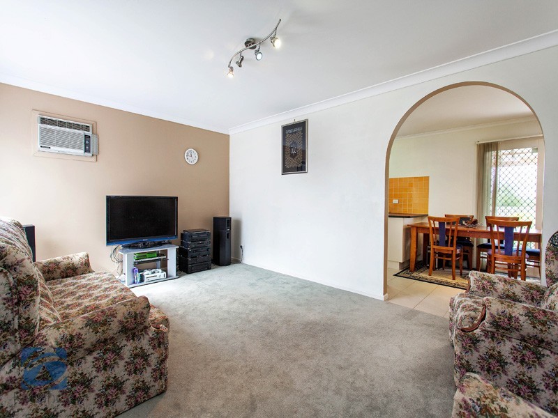 2 Lesley Drive, Hampton Park VIC 3976