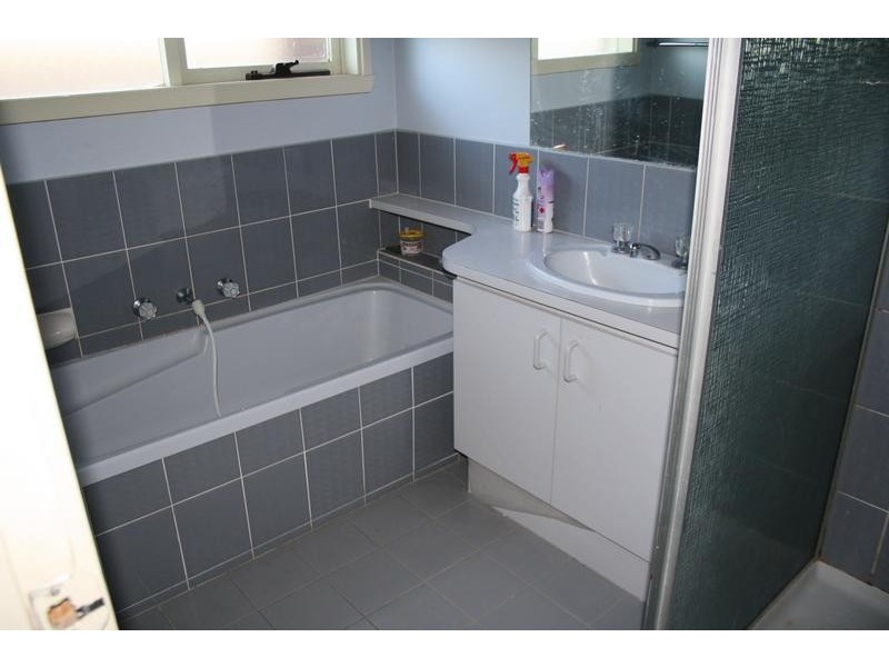 15 Camdale Close, Hampton Park VIC 3976