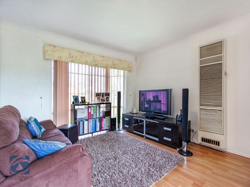 1 Brady Close, Lynbrook VIC 3975