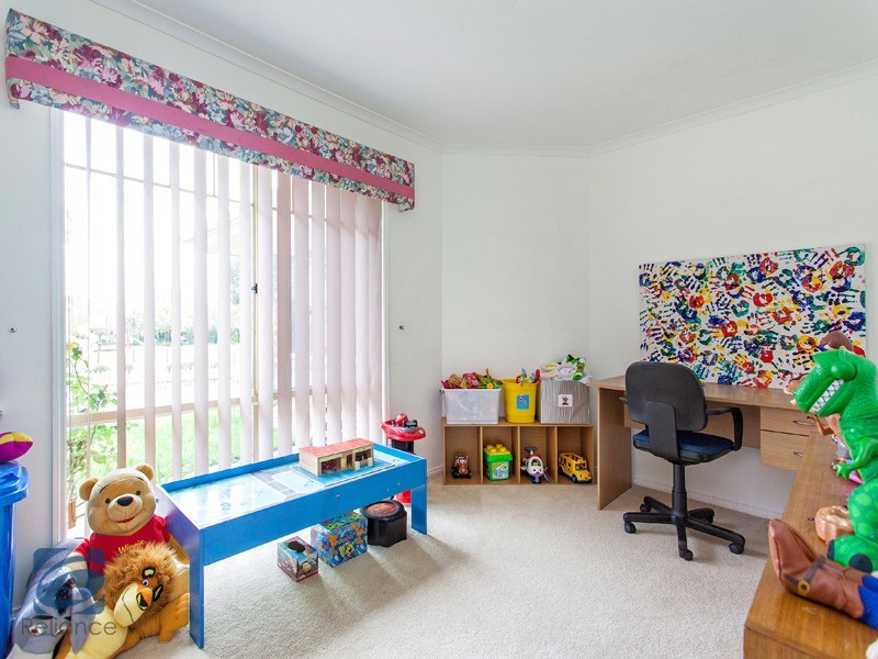 1 Brady Close, Lynbrook VIC 3975