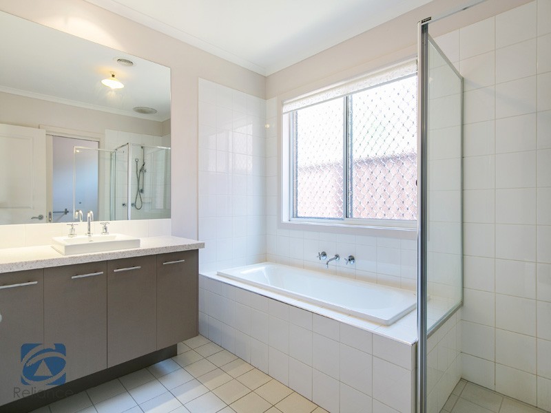 19 Carbine Way, Lyndhurst VIC 3975