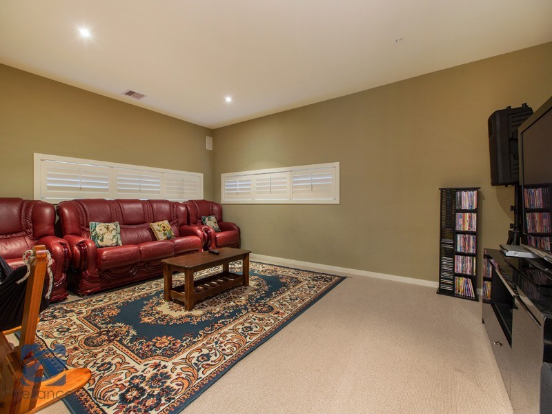 11 Waterbury Street, Cranbourne VIC 3977