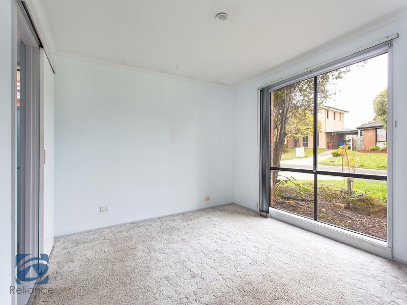 13 Hillview Rise, Hampton Park VIC 3976