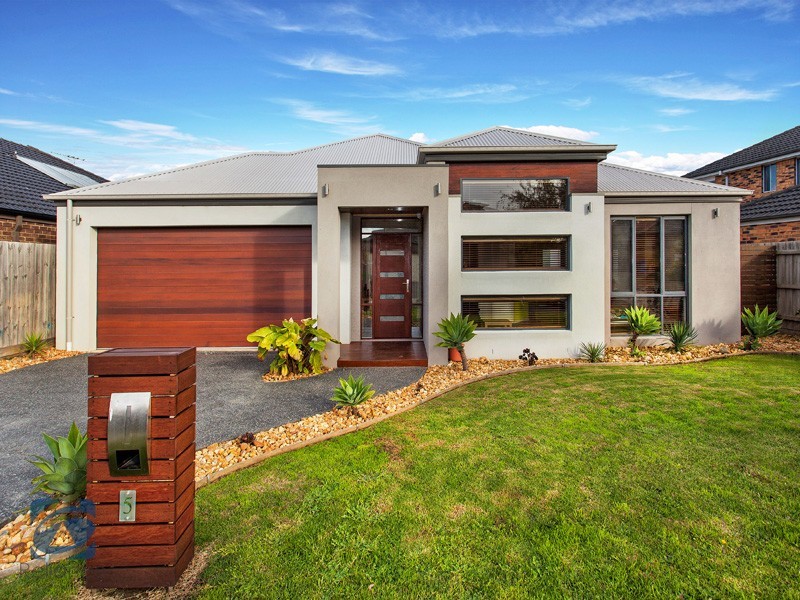 5 Devaney Avenue, Lynbrook VIC 3975