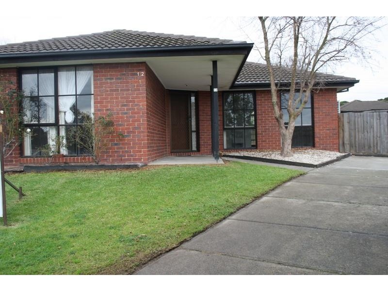 12 Kellie Court, Hampton Park VIC 3976