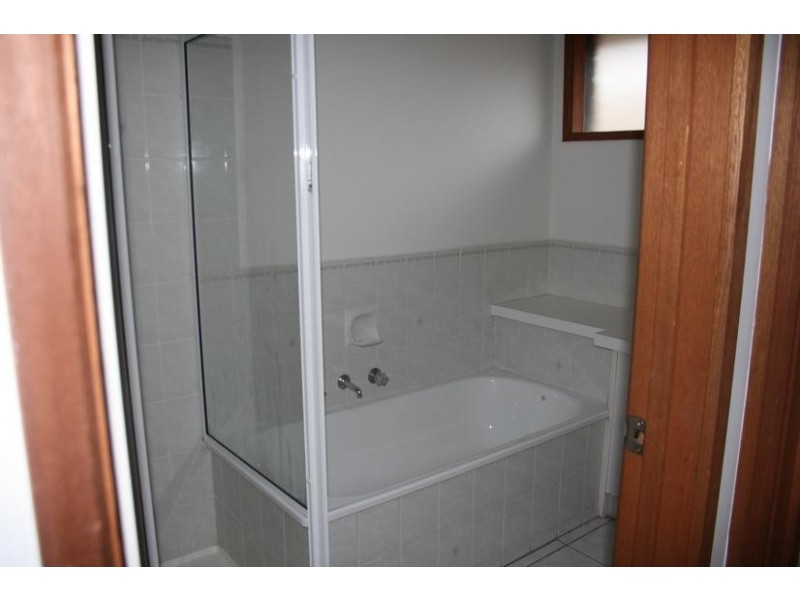 12 Kellie Court, Hampton Park VIC 3976