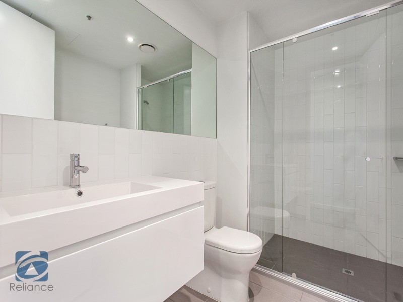 Apt 412/632-640 Doncaster Road, Doncaster VIC 3108