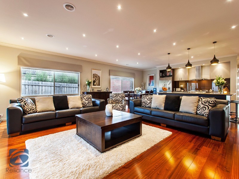 8 Olive Road, Lynbrook VIC 3975