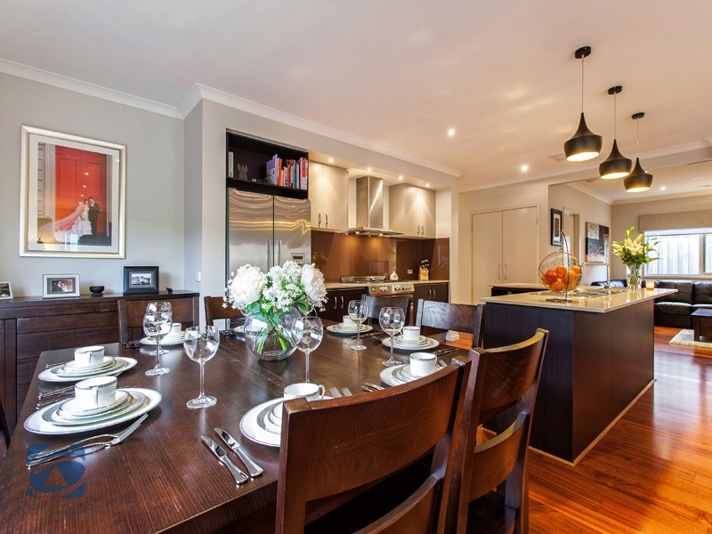 8 Olive Road, Lynbrook VIC 3975