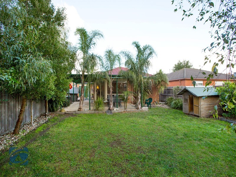 13 Langbourne Drive, Narre Warren South VIC 3805