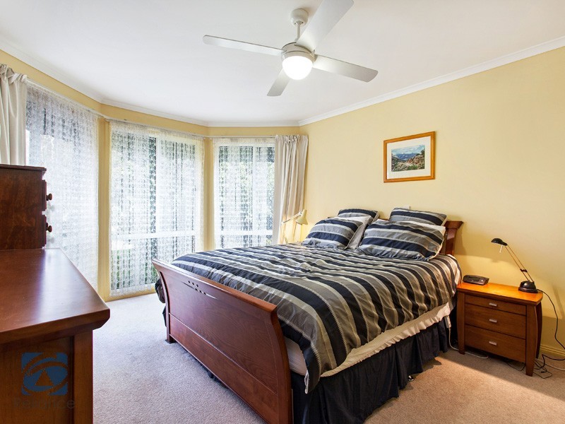 16 Carboni Crescent, Lynbrook VIC 3975