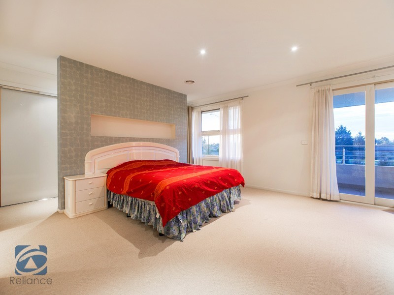 11 Waterbury Street, Cranbourne VIC 3977