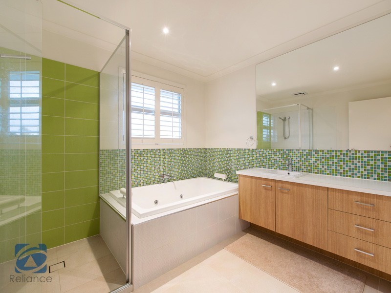 11 Waterbury Street, Cranbourne VIC 3977