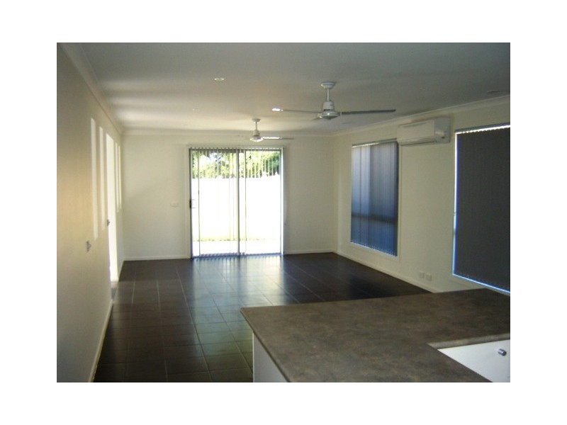 50 Silverwattle Drive, Lyndhurst VIC 3975