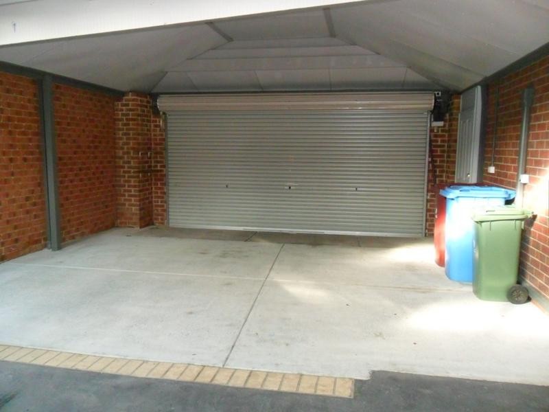 10 Nerrena Rise, Cranbourne West VIC 3977