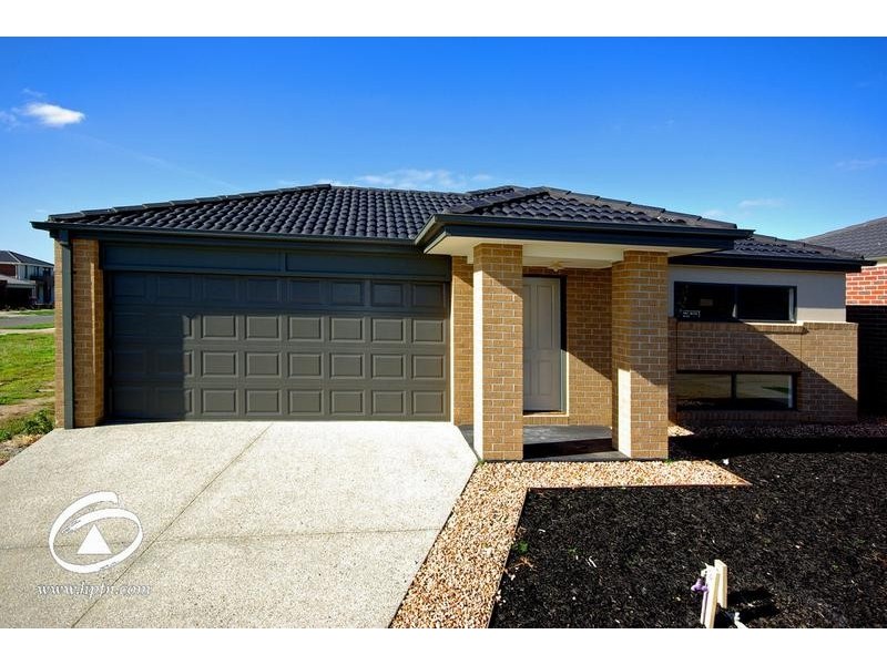 4 Benmar Place, Lyndhurst VIC 3975