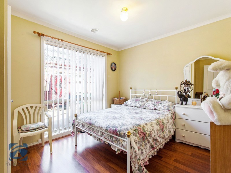 2 McKern Place, Lynbrook VIC 3975
