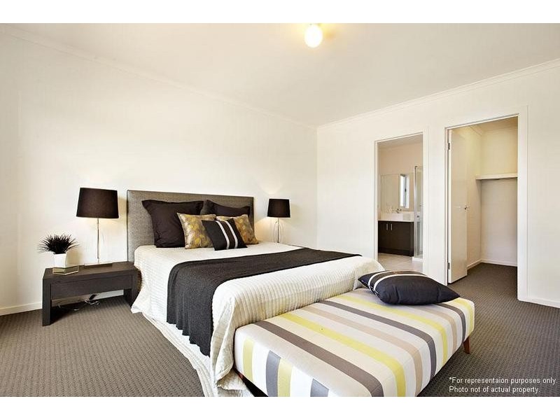 Lynbrook VIC 3975