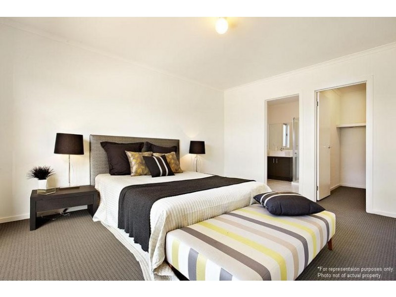 Lynbrook VIC 3975